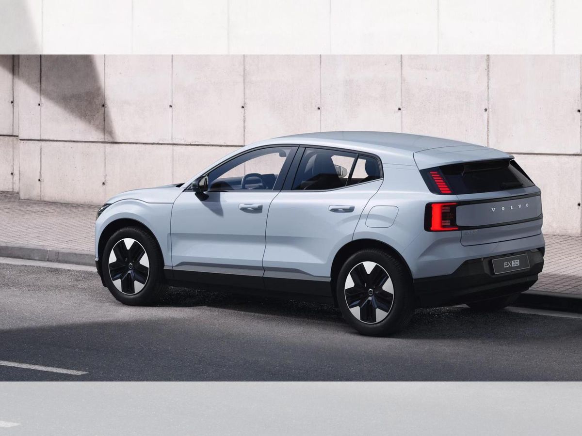 Volvo EX30 Core P5 // frei konfigurierbar Leasing