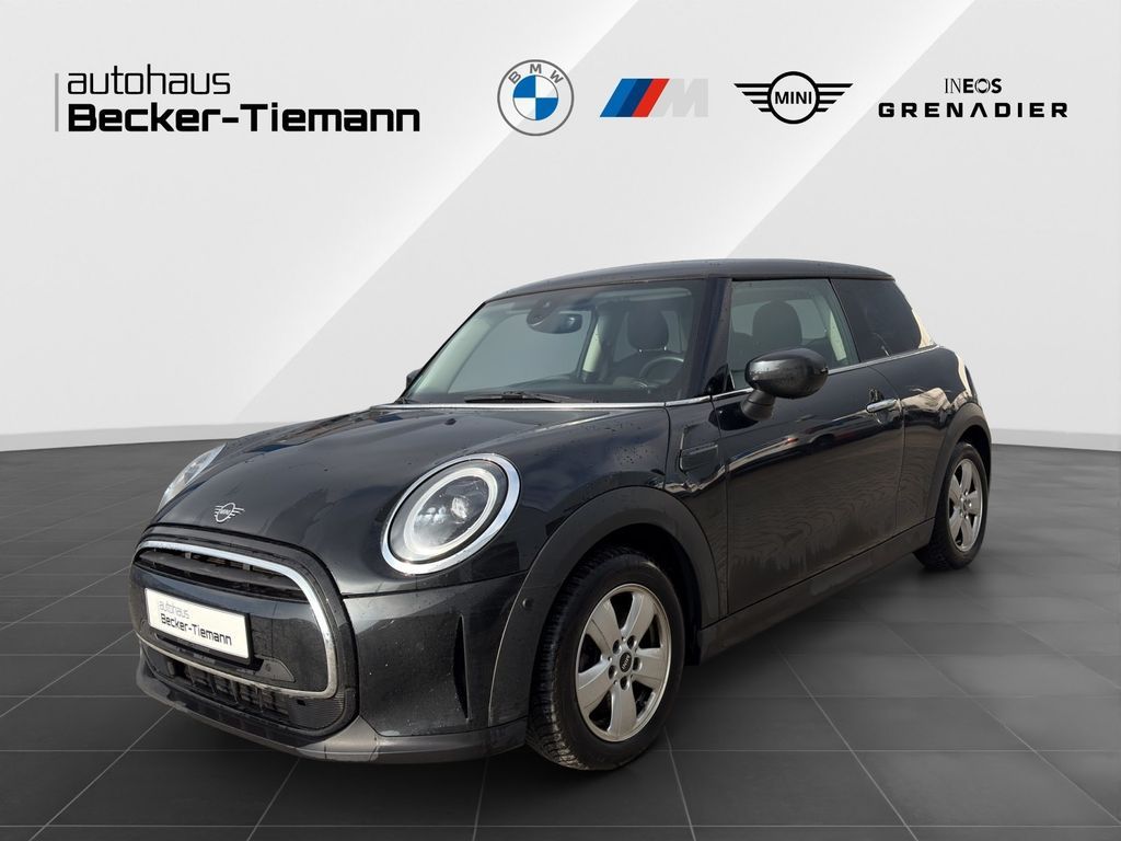 MINI Cooper Essential Trim LED DrivAss. Leasing