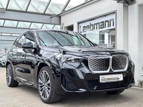 BMW iX1 xDrive30 M-Sport AHK Finanzierung ab 0,49 Leasing