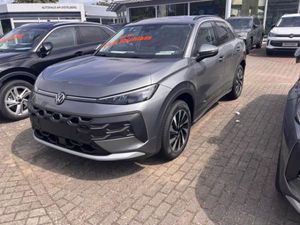 Volkswagen T-Roc Style 1.5 l eTSI OPF 110 kW (150 PS) 7-Gang-Doppelkupplungsgetriebe DSG