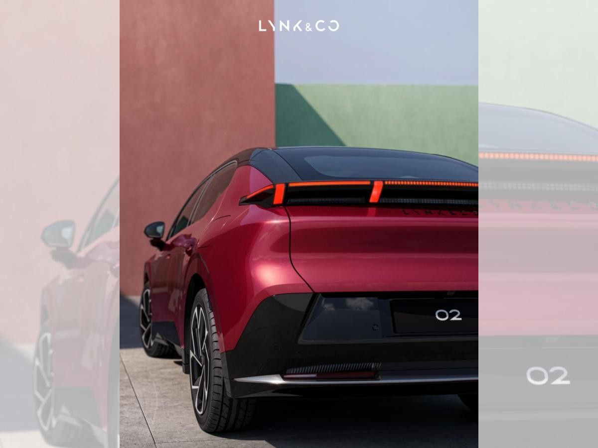 LYNK & Co 02 More Leasing