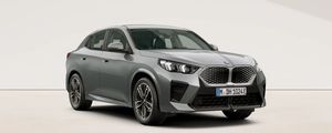 BMW iX BMW iX2 eDrive20 M Sportpaket eDrive20 Elektro 150 kW (204 PS)