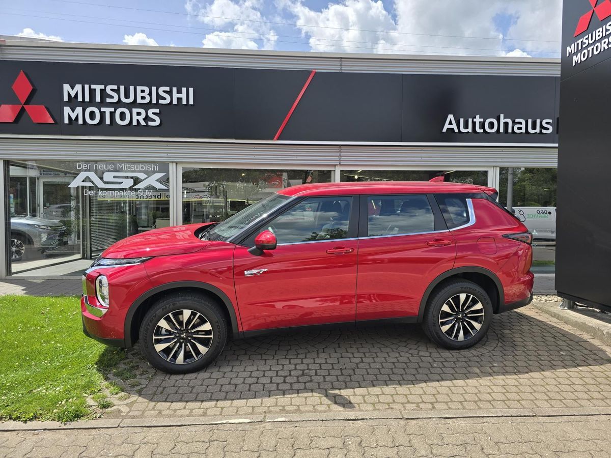 Mitsubishi Outlander PHEV Diamant - Aktionsfahrzeug - Leasing
