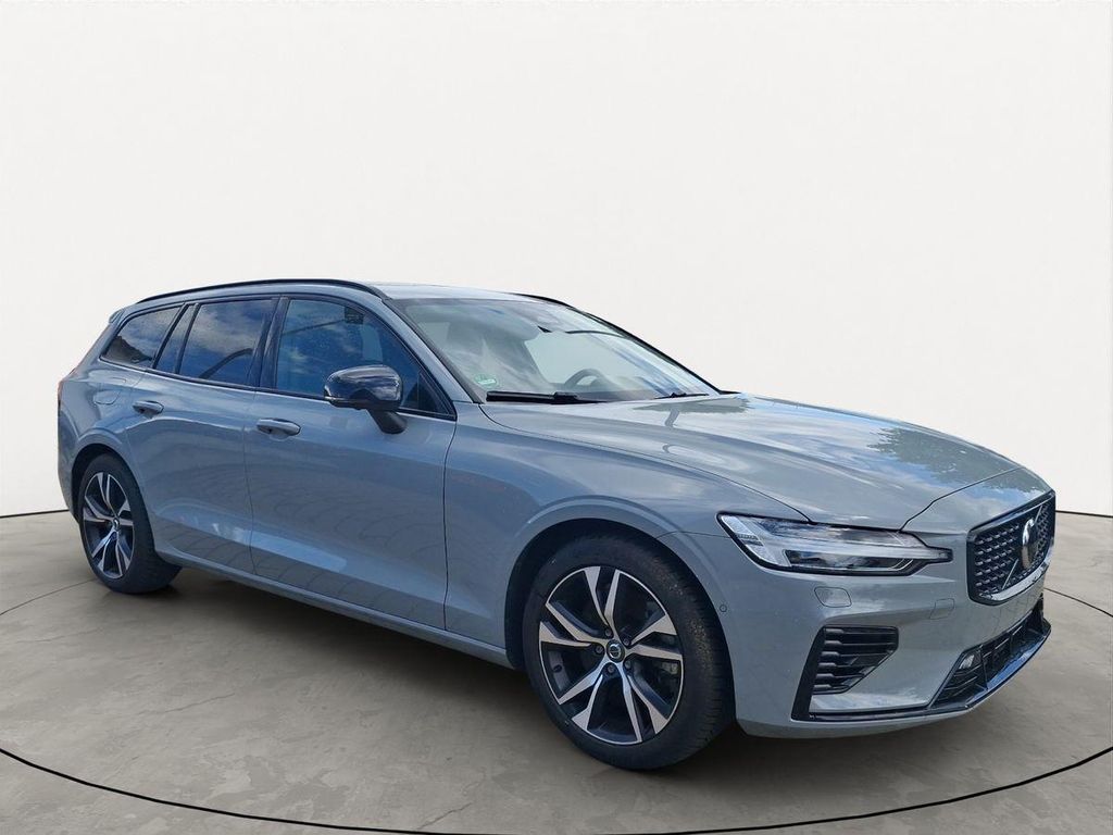 Volvo V60 T8 AWD Ultra Dark 360° PANO HUD AHK BoWi 19