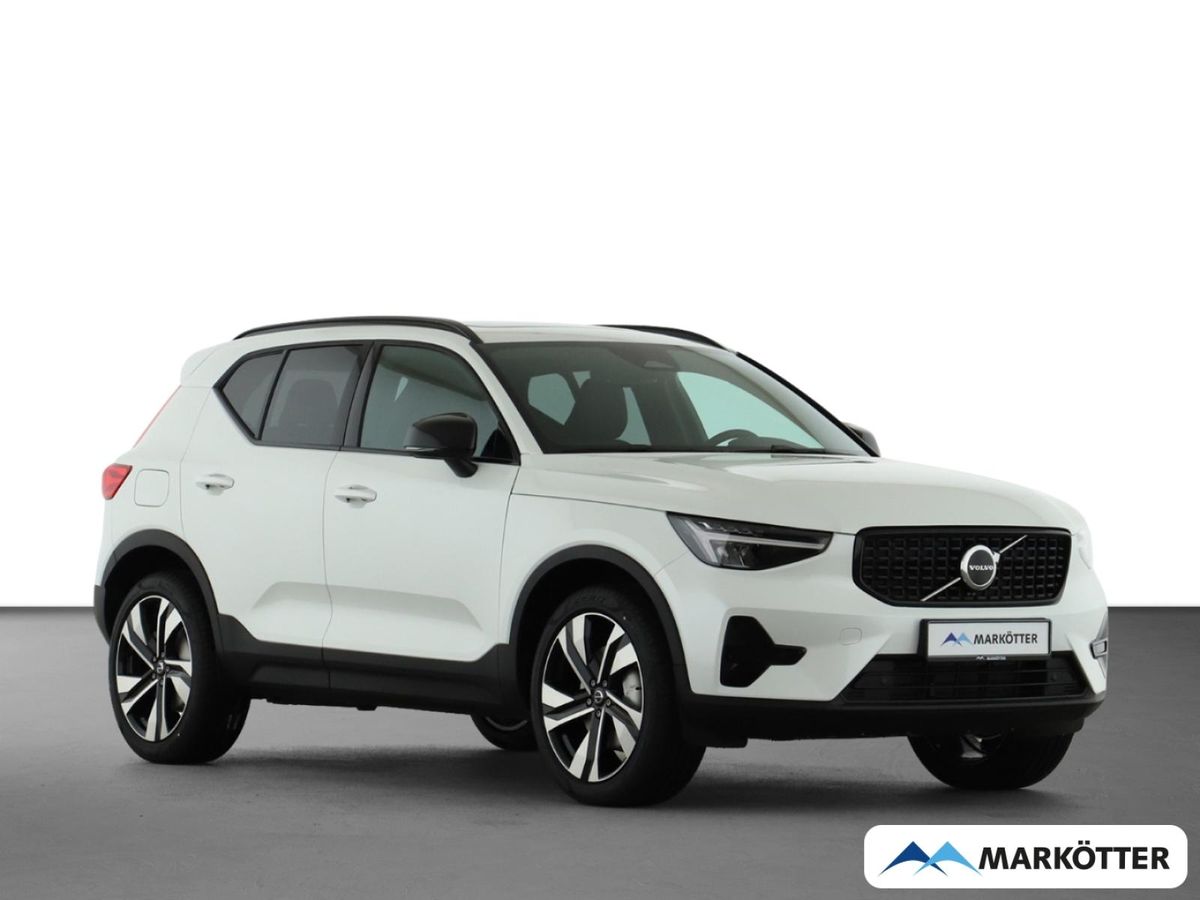 Volvo XC40 B4 Plus Dark 20