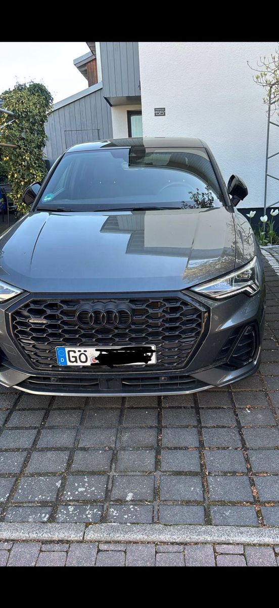 Audi Q3 sportback TFSI quattro Pano Matrix E-Sitze VirtCockp uvm Leasingübernahme