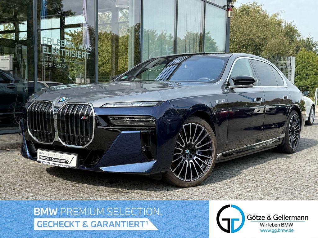 BMW i7 M70 xDrive //ExecutiveLoungeSeating TwoTone Leasing