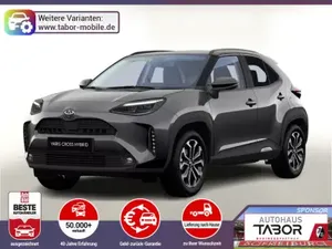 Toyota Yaris Cross LED Nav Smartkey 17" Privacy ACC