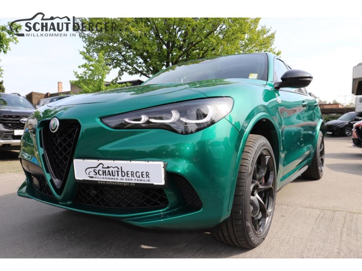 Alfa Romeo Stelvio **SOFORT VERFÜGBAR**Quadrifoglio 2.9 V6 BI-TURBO 382 KW (520 PS) AT8 Q4 Leasing