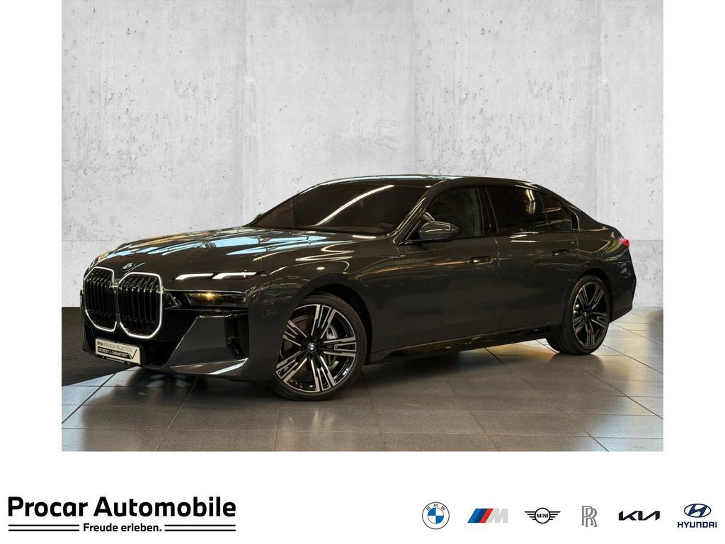 BMW 740d xDrive M Sport DA/PA Prof SkyLounge 21