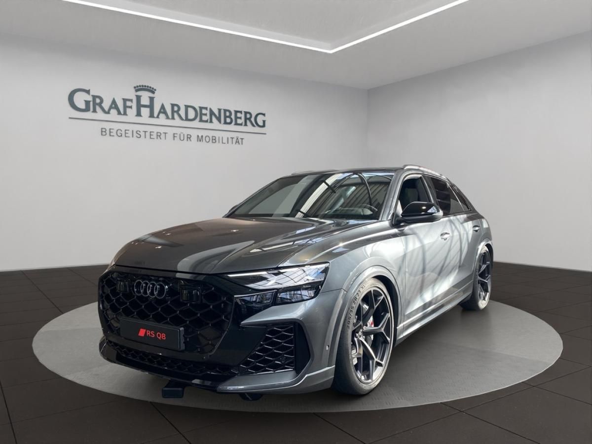 Audi RS Q8 Sofort Verfügbar*RS-Keramikbremse*Performance *Pano*B&O* Sportsitzplus*Massagesitz*Adapt.Luftfahrwer Leasing