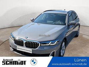 BMW 520d xDrive Touring Luxury Line + GARANTIE Leasing