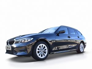 BMW 318i Touring Advantage Auto-Abo