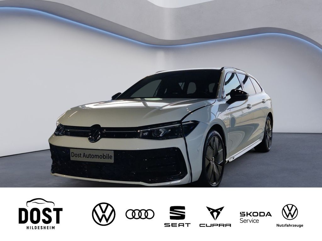 Volkswagen Passat R-Line 1,5 l eHybrid DSG PANO+AHK+WKR Leasing