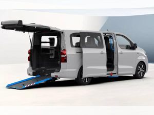 Toyota Proace Verso 2,2-l D L1 Active Mobil Rollstuhlumbau
