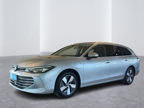 Volkswagen Passat Variant 1.5 TSI eHybrid Business DSG Parklenkassistent Leasing