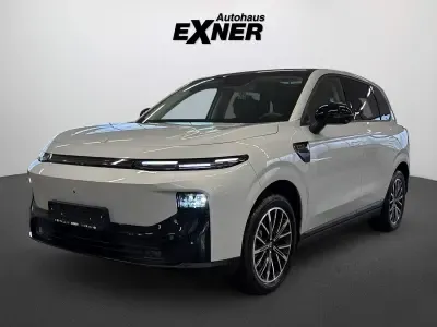 Leapmotor B10