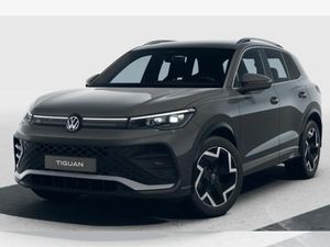 Volkswagen Tiguan Tiguan R-Line 1,5 l eTSI 110 kW (150 PS) 7-Gang DSG Bestellfahrzeug