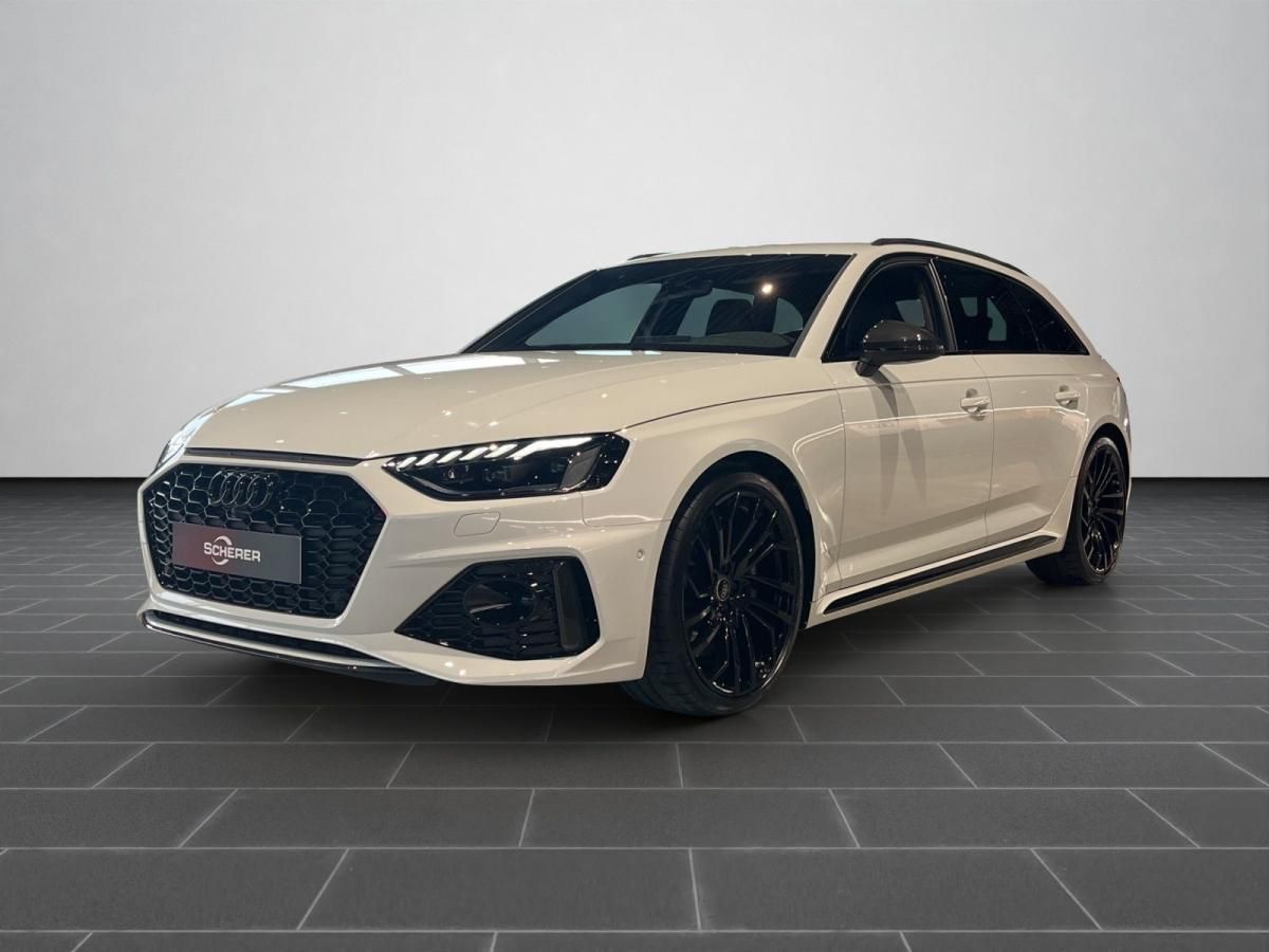 Audi RS4 | Massagekomfort bei voller RS-Power Leasing