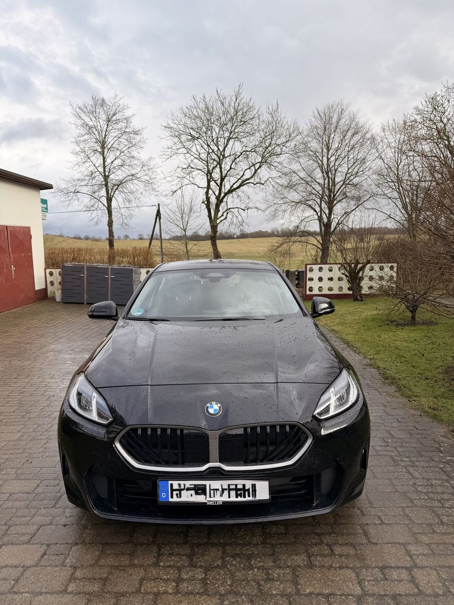 BMW 120i | 248€ Leasingrate | 14 Monate Restlaufzeit | 10000 KM p.a. | 8-fach bereift Leasingübernahme
