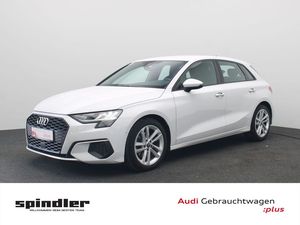 Audi A3 Sportback S-Line 35TFSI / CarPlay, ParkAssist