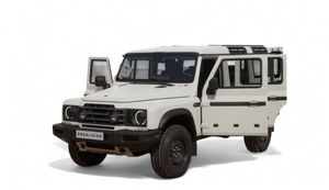INEOS Grenadier Station Wagon | Scottish White | Base | AHK Auto-Abo