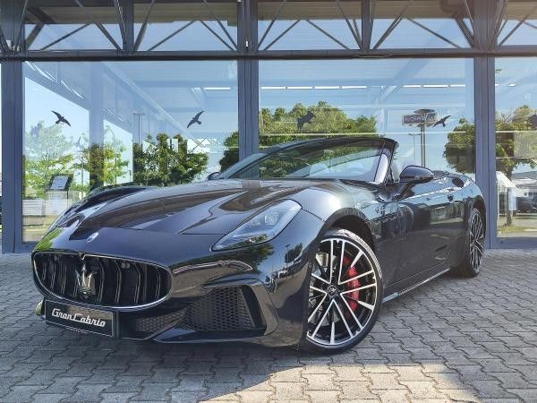 Maserati GranCabrio 3.0 V6 405kW Trofeo Auto AWD Leasing