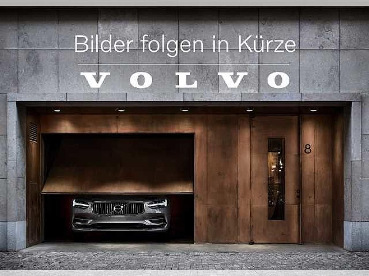 Volvo XC40 B3 Plus Black Edition+Pilot+7.500€-Vorteil Leasing