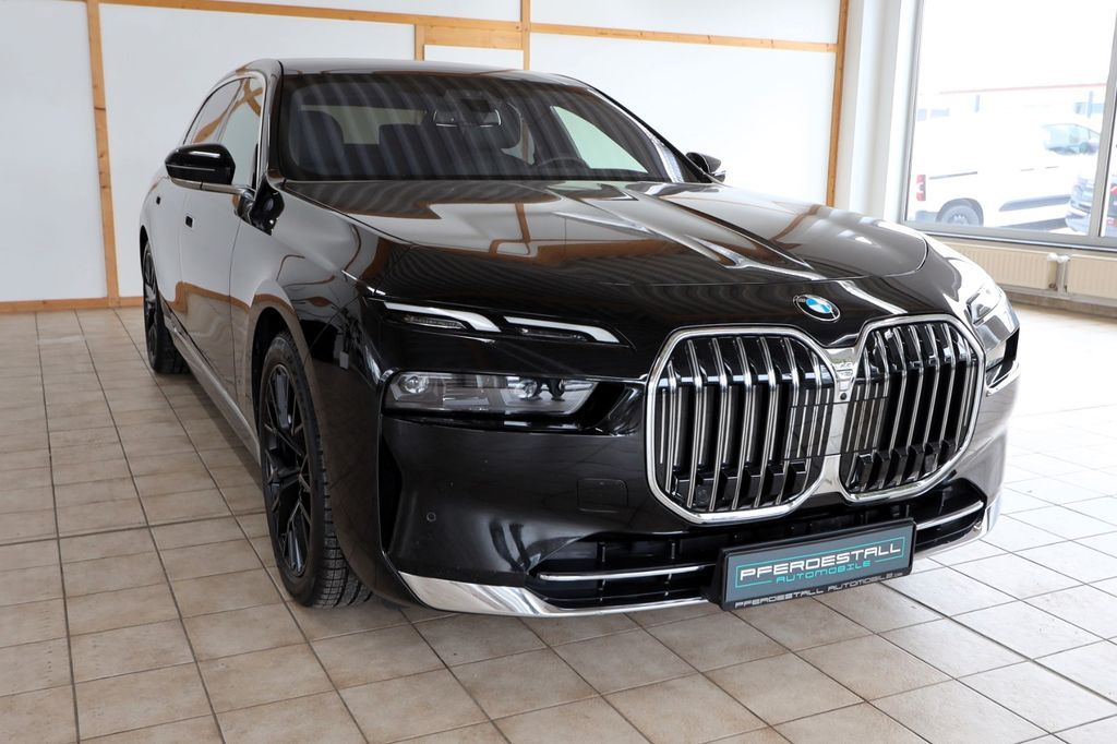 BMW 740d xDrive Design Pure Excellence Innovations-P Leasing