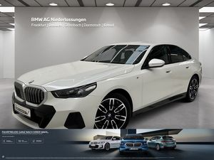 BMW 520d xDrive M Sport AHK Driv.Assist.Prof Kamera