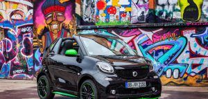 Das Elektroauto Smart electric drive gibt es jetzt auch als Cabrio. Bildquelle: Daimler / smart