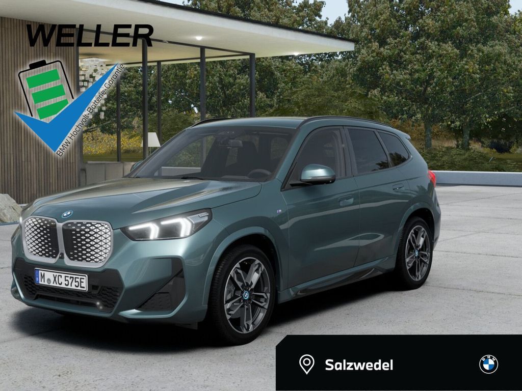 BMW iX1 xDrive30 M Sport 360° DApro MEM H/K AHK Leasing