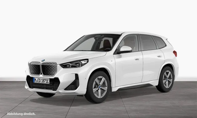 BMW iX1 xDrive30 M Sport AHK Driv.Assist.Prof LED