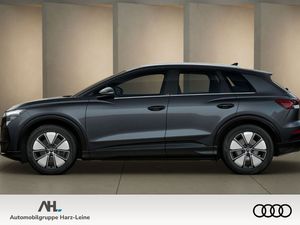 Audi Q4 SUV e-tron performance 210 kW 4xSHZ ACC AHK