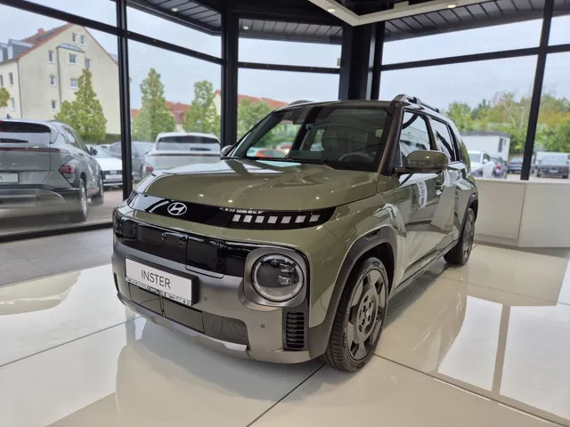 Hyundai INSTER Cross EV (MY26) 49 kWh (115 PS) 2WD