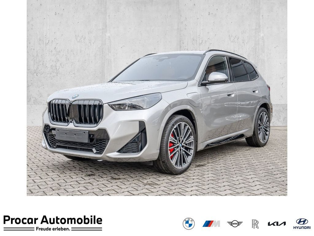 BMW X1 xDrive30e M Sport HUD PANO ACC AHK 360°KAM Leasing