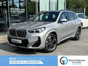 BMW X1 xDrive23i M Sport HeadUp Stop&Go HarmanKardon