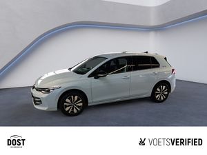 Volkswagen Golf VIII Lim. 1.5 eTSI Life NAVI+PDC+SHZ