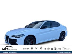 Alfa Romeo Giulia Tributo Italiano Q4 280PS *Leder*LED-Matr Leasing