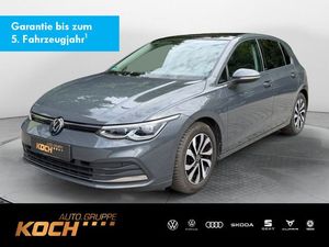 Volkswagen Golf VIII 2.0TDI Active DSG Navi LED AHK Pano