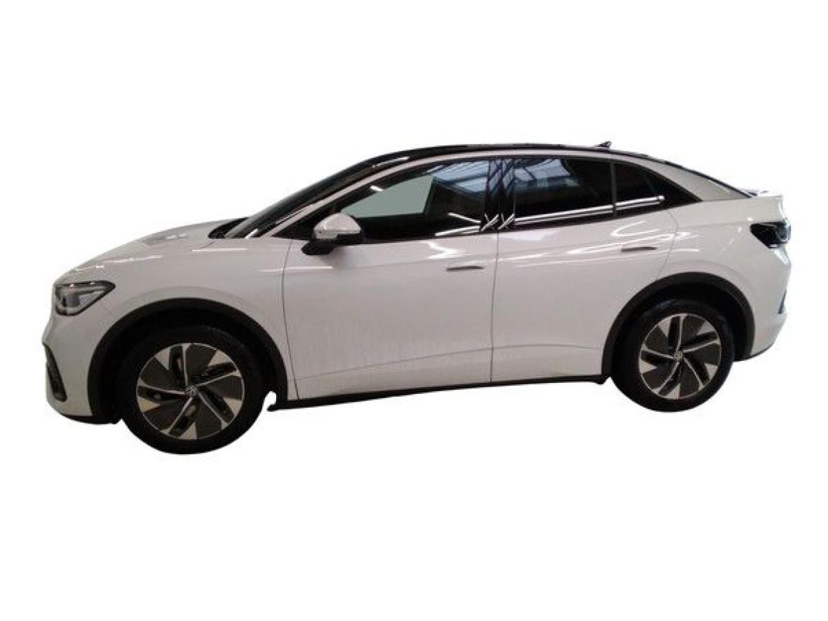 Volkswagen ID.5 Pure 125kW - Matrix-LED ACC Wärmepumpe MFL CCS Navi LM SHZ PDC DAB+ CarPlay Leasing