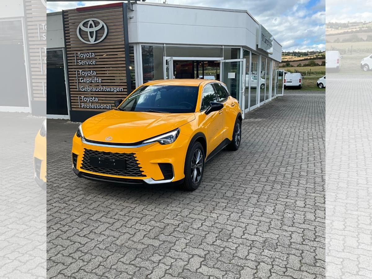 Lexus LBX Komfort Paket Leasing