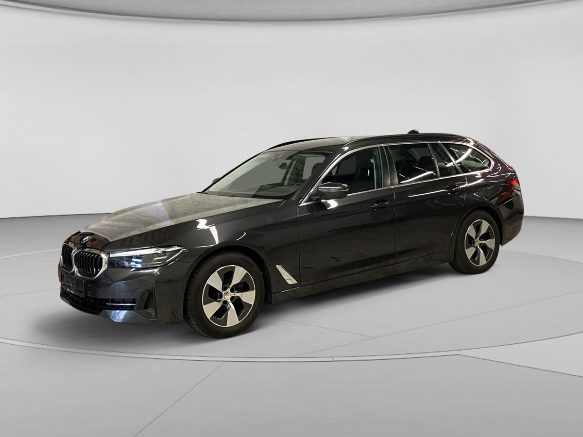 BMW 520 i Touring MFL/LUFT/PDC *SOFORT* Leasing