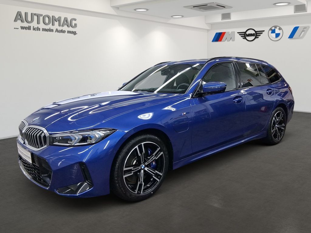BMW 330e Touring M-Sport*DrivAss*ParkAssPlus*AHK Leasing