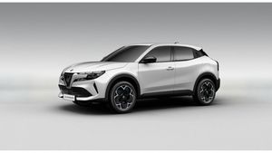 Alfa Romeo Junior Elettrica 115 kW - 54 kWh