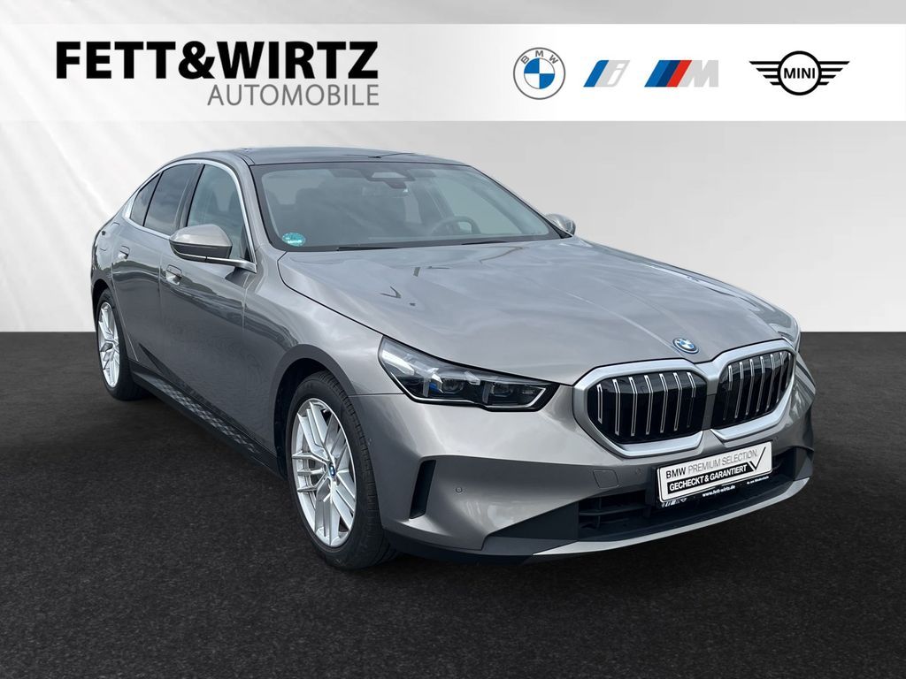 BMW 550e xDrive Lr. 646,- br. o.Anz. 36Mon/5`Km p.A. Leasing