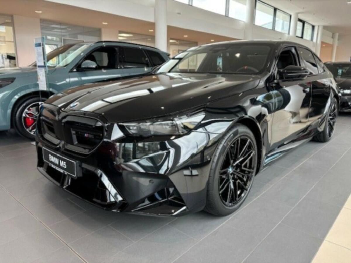 BMW M5 0,5% VERSTEUERUNG++SOFORT VERFÜGBAR!!! Leasing