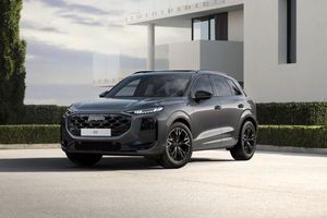 Audi Q3 Audi Q3 S line 2.0 TDI 7-Gang S tronic quattro 142 kW (193 PS)