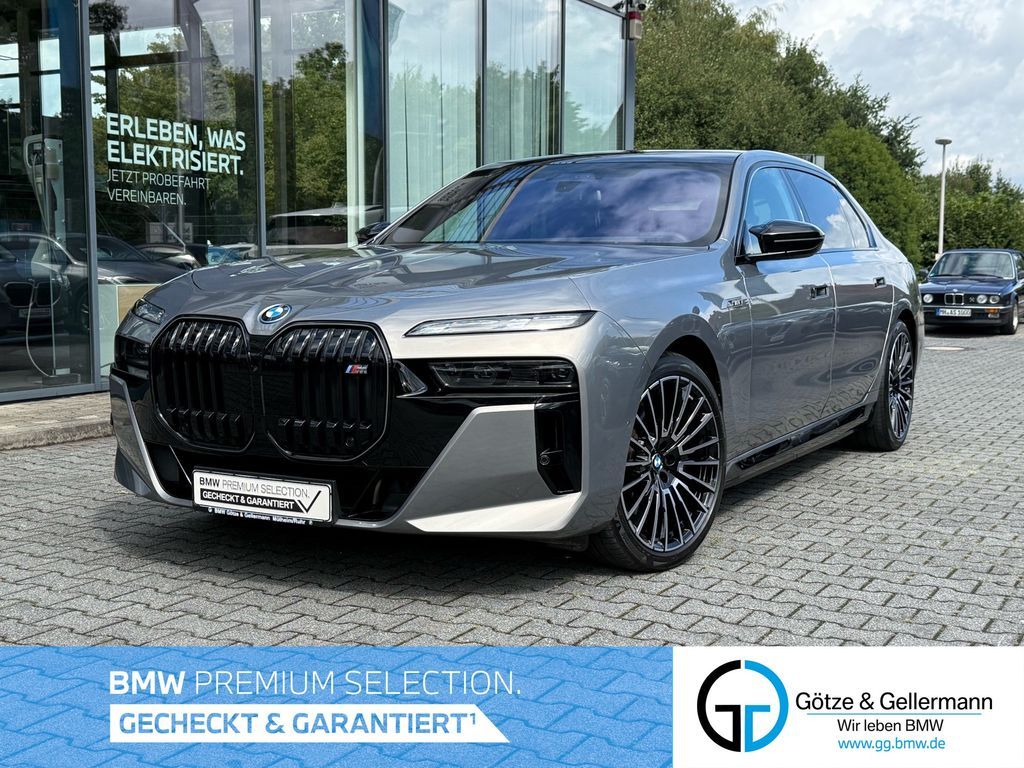 BMW i7 M70 xDrive M Sport ExecutiveLoungeSeating B&W Leasing