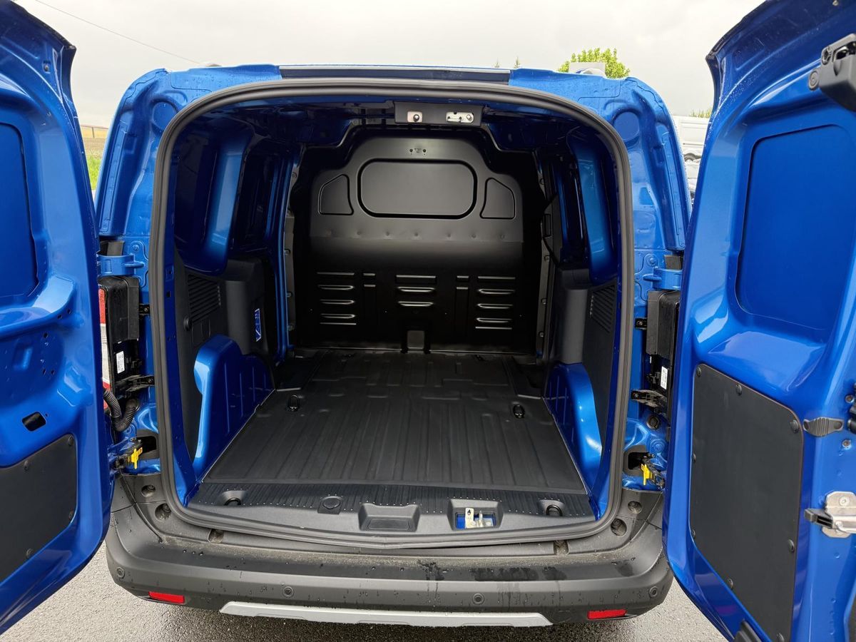 Ford Transit Courier (CHQ) Leasing